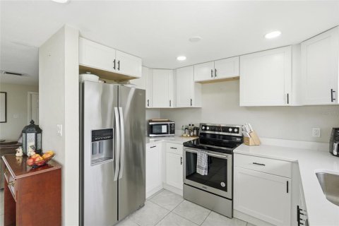 Villa ou maison à vendre à Port Charlotte, Floride: 2 chambres, 95.5 m2 № 2208881 - photo 7