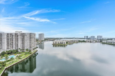 Copropriété à vendre à Aventura, Floride: 2 chambres, 157.28 m2 № 1966573 - photo 7