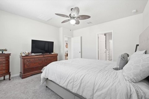House in Winter Haven, Florida 4 bedrooms, 156.08 sq.m. № 2201516 - photo 21
