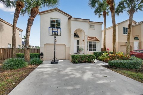 Villa ou maison à vendre à Plantation, Floride: 3 chambres, 146.88 m2 № 1982841 - photo 1