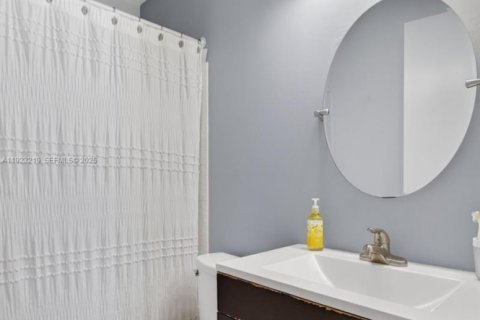 Villa ou maison à vendre à Plantation, Floride: 3 chambres, 146.88 m2 № 1982841 - photo 26