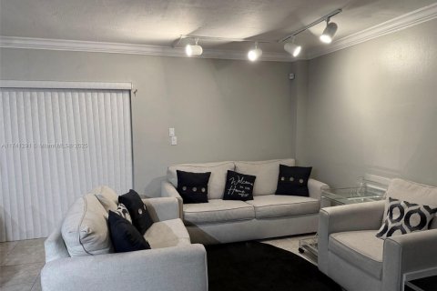 Adosado en venta en Coral Springs, Florida, 3 dormitorios, 139.35 m2 № 1861976 - foto 4