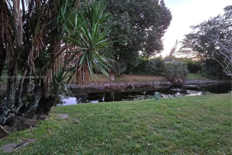 Adosado en venta en Coral Springs, Florida, 3 dormitorios, 139.35 m2 № 1861976 - foto 10
