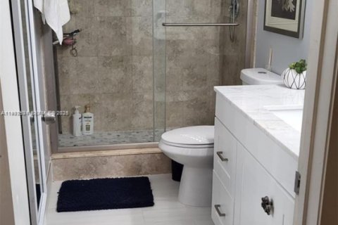 Copropriété à vendre à Coral Springs, Floride: 2 chambres, 99.41 m2 № 2049851 - photo 6