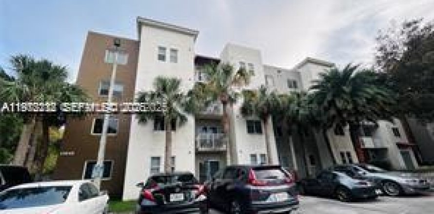 Condominio en Cutler Bay, Florida, 2 dormitorios  № 2033397