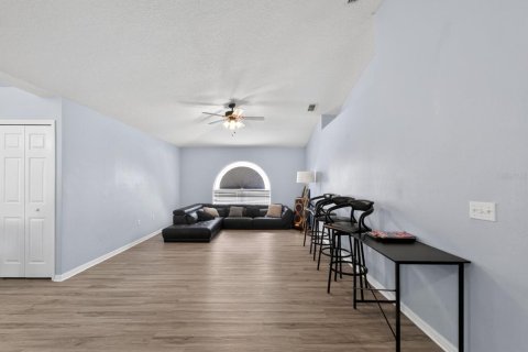Купить виллу или дом в Киссимми, Флорида 8 комнат, 199.55м2, № 2148665 - фото 18
