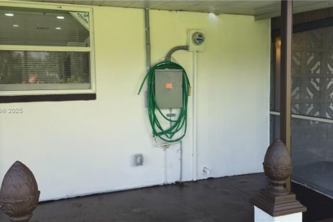 Casa en alquiler en Tamarac, Florida, 2 dormitorios, 128.02 m2 № 1953457 - foto 23