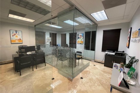 Immobilier commercial à vendre à Weston, Floride № 2176285 - photo 7