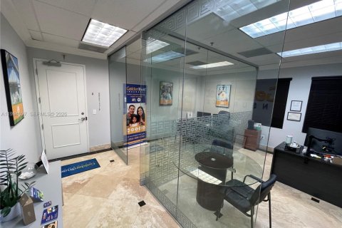Immobilier commercial à vendre à Weston, Floride № 2176285 - photo 8