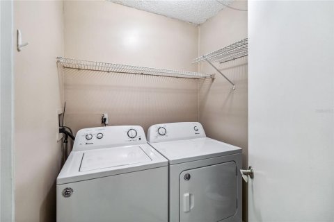 Condominio en venta en Lake Mary, Florida, 2 dormitorios, 79.06 m2 № 1523093 - foto 12