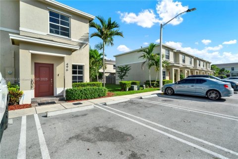 Casa en alquiler en Florida City, Florida, 2 dormitorios, 112.23 m2 № 1953584 - foto 2
