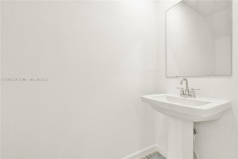 Casa en alquiler en Florida City, Florida, 2 dormitorios, 112.23 m2 № 1953584 - foto 17