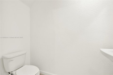 Casa en alquiler en Florida City, Florida, 2 dormitorios, 112.23 m2 № 1953584 - foto 16