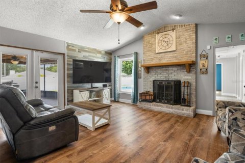 House in Lakeland, Florida 5 bedrooms, 268.39 sq.m. № 1784502 - photo 16