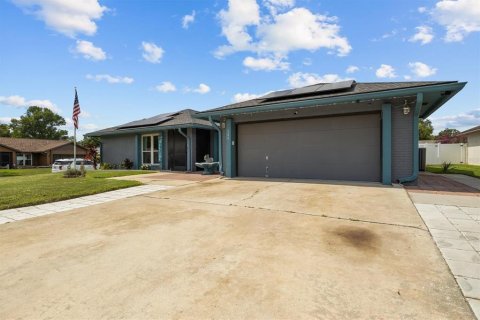 House in Lakeland, Florida 5 bedrooms, 268.39 sq.m. № 1784502 - photo 3