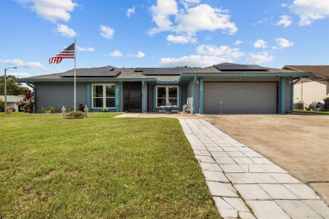 House in Lakeland, Florida 5 bedrooms, 268.39 sq.m. № 1784502 - photo 1