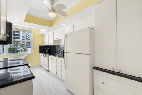 Copropriété à vendre à Boca Raton, Floride: 2 chambres, 114.27 m2 № 1872333 - photo 8