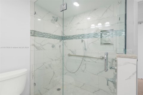 Copropriété à vendre à Boca Raton, Floride: 2 chambres, 114.27 m2 № 1872333 - photo 20