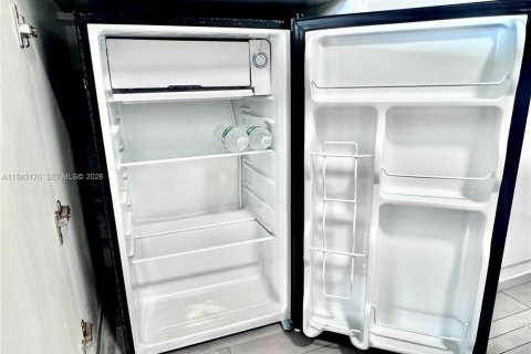 Снять в аренду кондоминиум в Майами-Бич, Флорида 45.06м2, № 2088737 - фото 12