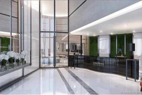 Condo in Miami Beach, Florida, 1 bedroom  № 1962372 - photo 8