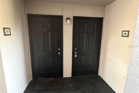 Condo in Orlando, Florida, 3 bedrooms  № 2220618 - photo 3