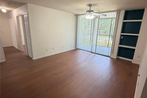 Condo in Orlando, Florida, 3 bedrooms  № 2220618 - photo 14