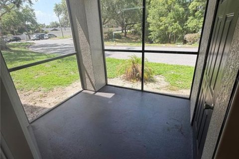 Condo in Orlando, Florida, 3 bedrooms  № 2220618 - photo 15