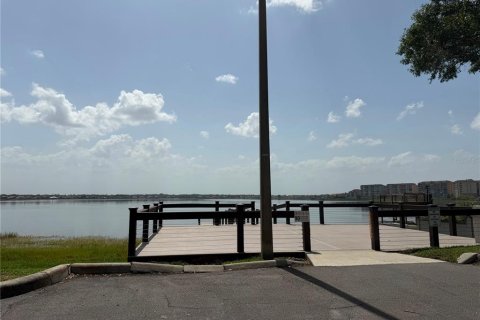 Condo in Orlando, Florida, 3 bedrooms  № 2220618 - photo 19