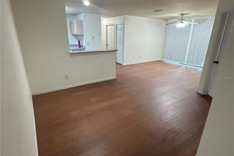 Condo in Orlando, Florida, 3 bedrooms  № 2220618 - photo 4