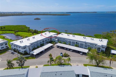 Condo in Bradenton, Florida, 2 bedrooms  № 1517203 - photo 1