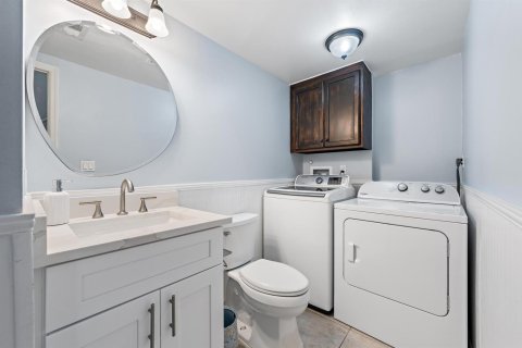 Townhouse in Royal Palm Beach, Florida 3 bedrooms, 158.86 sq.m. № 2376960 - photo 8