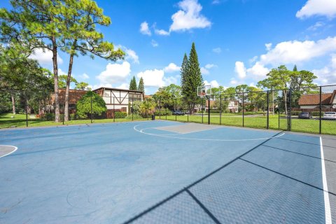Townhouse in Royal Palm Beach, Florida 3 bedrooms, 158.86 sq.m. № 2376960 - photo 18