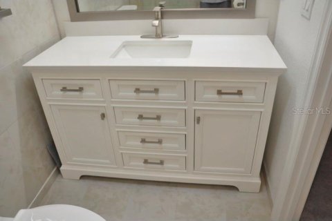 Condominio en venta en Sarasota, Florida, 2 dormitorios, 102.19 m2 № 2205273 - foto 17