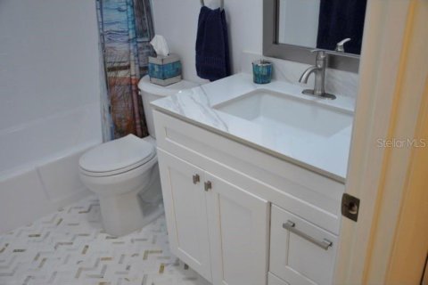 Condominio en venta en Sarasota, Florida, 2 dormitorios, 102.19 m2 № 2205273 - foto 7