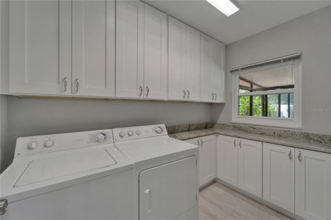 Villa ou maison à louer à Temple Terrace, Floride: 3 chambres, 170.57 m2 № 1805732 - photo 20