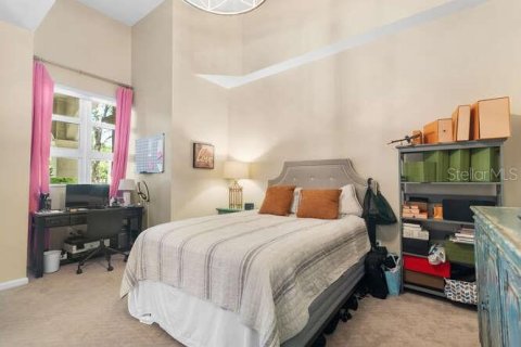 Condo in West Palm Beach, Florida, 2 bedrooms  № 1906991 - photo 1