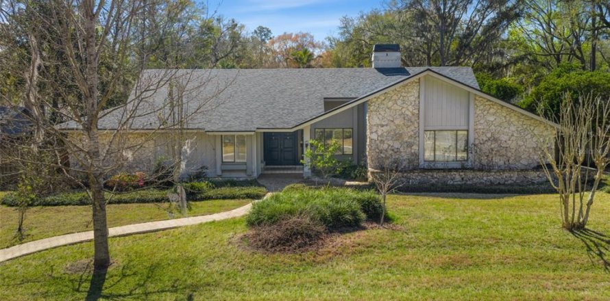 Villa ou maison à Gainesville, Floride 4 chambres, 311.04 m2 № 2104924