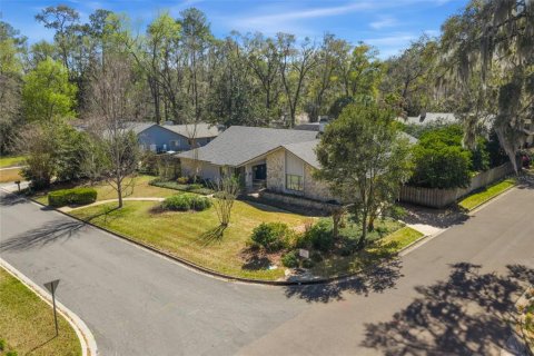 Villa ou maison à vendre à Gainesville, Floride: 4 chambres, 311.04 m2 № 2104924 - photo 2
