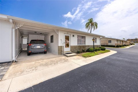 House in Seminole, Florida 2 bedrooms, 71.07 sq.m. № 1780344 - photo 10