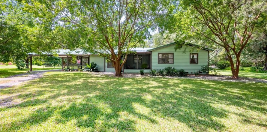 House in Lawtey, Florida 2 bedrooms, 140.84 sq.m. № 1894113