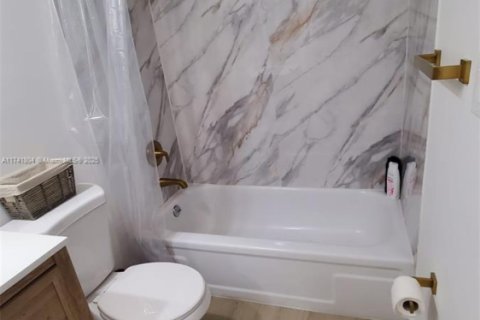 Copropriété à vendre à Sunny Isles Beach, Floride: 2 chambres, 114.55 m2 № 1865309 - photo 24