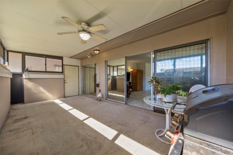Casa en venta en Clearwater, Florida, 1 dormitorio, 76.64 m2 № 2096736 - foto 8