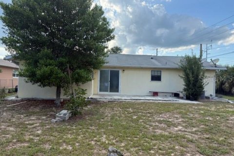 Villa ou maison à vendre à Ocala, Floride: 2 chambres, 104.05 m2 № 1803230 - photo 23