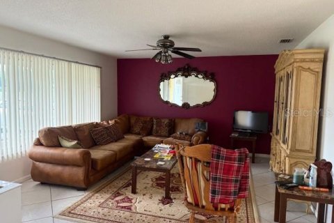 House in Ocala, Florida 2 bedrooms, 104.05 sq.m. № 1803230 - photo 9