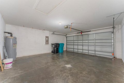 House in Orlando, Florida 3 bedrooms, 127.09 sq.m. № 1850004 - photo 17