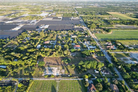 Terreno en venta en Miami, Florida № 1855348 - foto 3