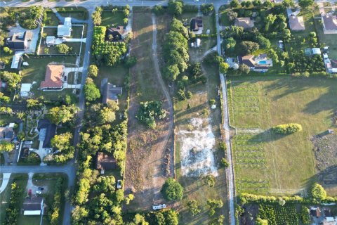 Terreno en venta en Miami, Florida № 1855348 - foto 2