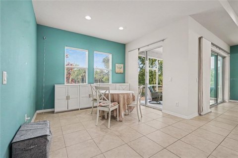 House in Apollo Beach, Florida 4 bedrooms, 232.81 sq.m. № 2114800 - photo 13