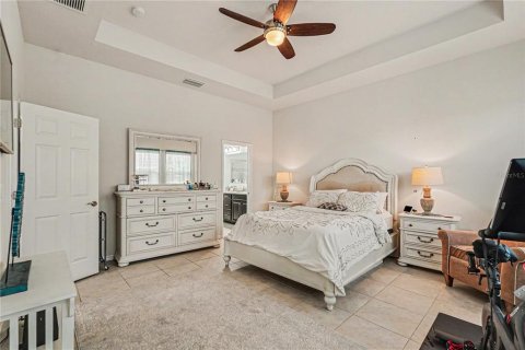 House in Apollo Beach, Florida 4 bedrooms, 232.81 sq.m. № 2114800 - photo 17