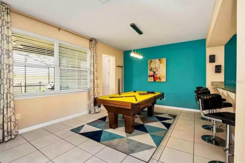 Casa en venta en Kissimmee, Florida, 9 dormitorios, 405.33 m2 № 1908526 - foto 17